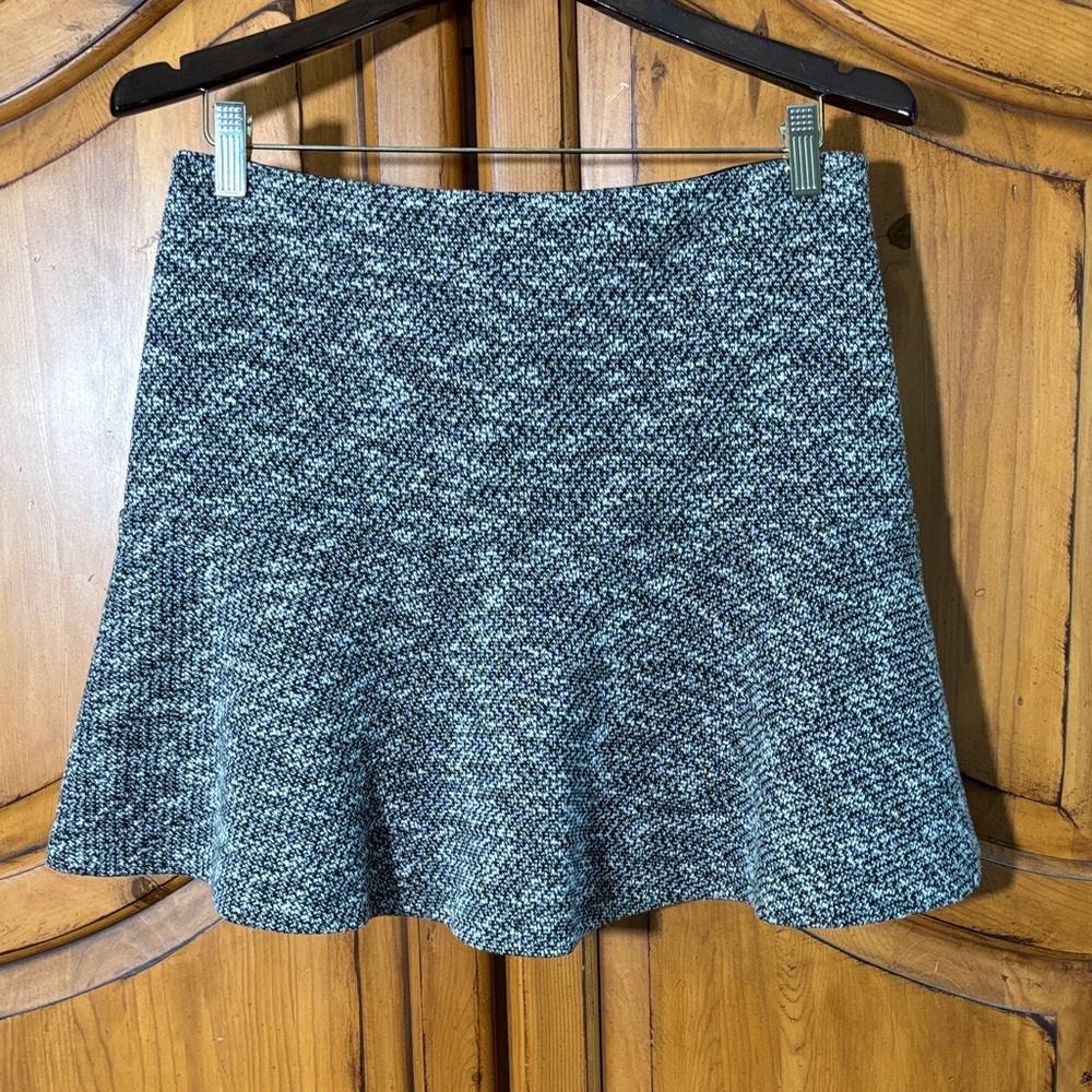 Elegant Women's Skirt by LOFT